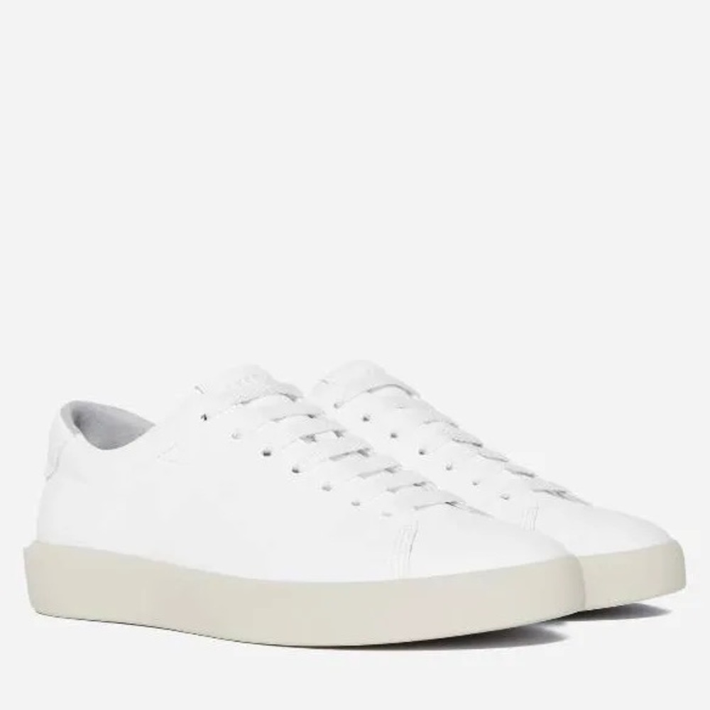 Everlane White Sneakers